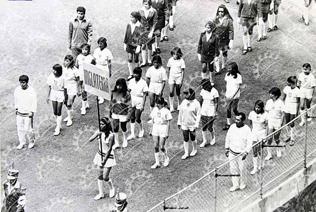 Inauguración México 1971 entrada de la selección Inglaterra